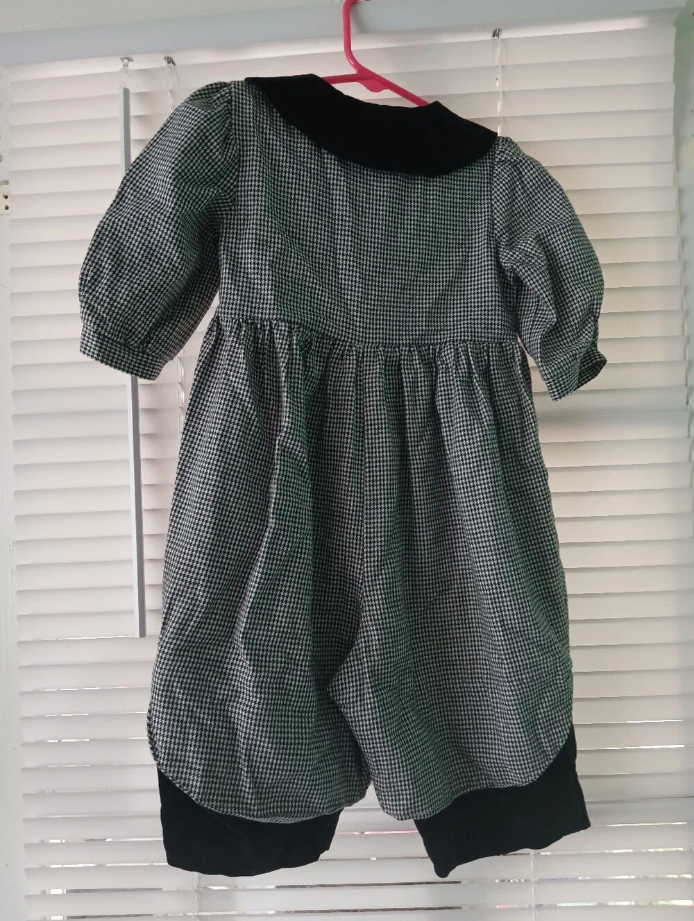 Vintage 80s/90s Petite Gamine 2T Girls romper jumpsuit made in USA
